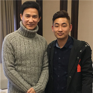 李子雄與經紀人李志