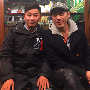 呂頌賢與經(jīng)紀人李志